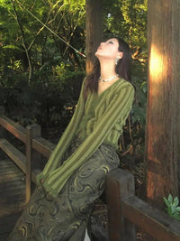 Vintage Y2K Green Striped Crop V Neck Cardigan — vista posteriore
