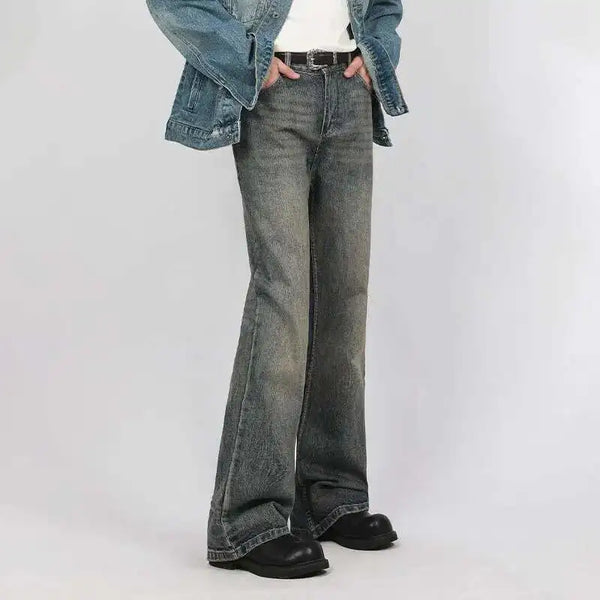 Washed Y2K Mens Slight Flare Denim Jeans — vista frontale
