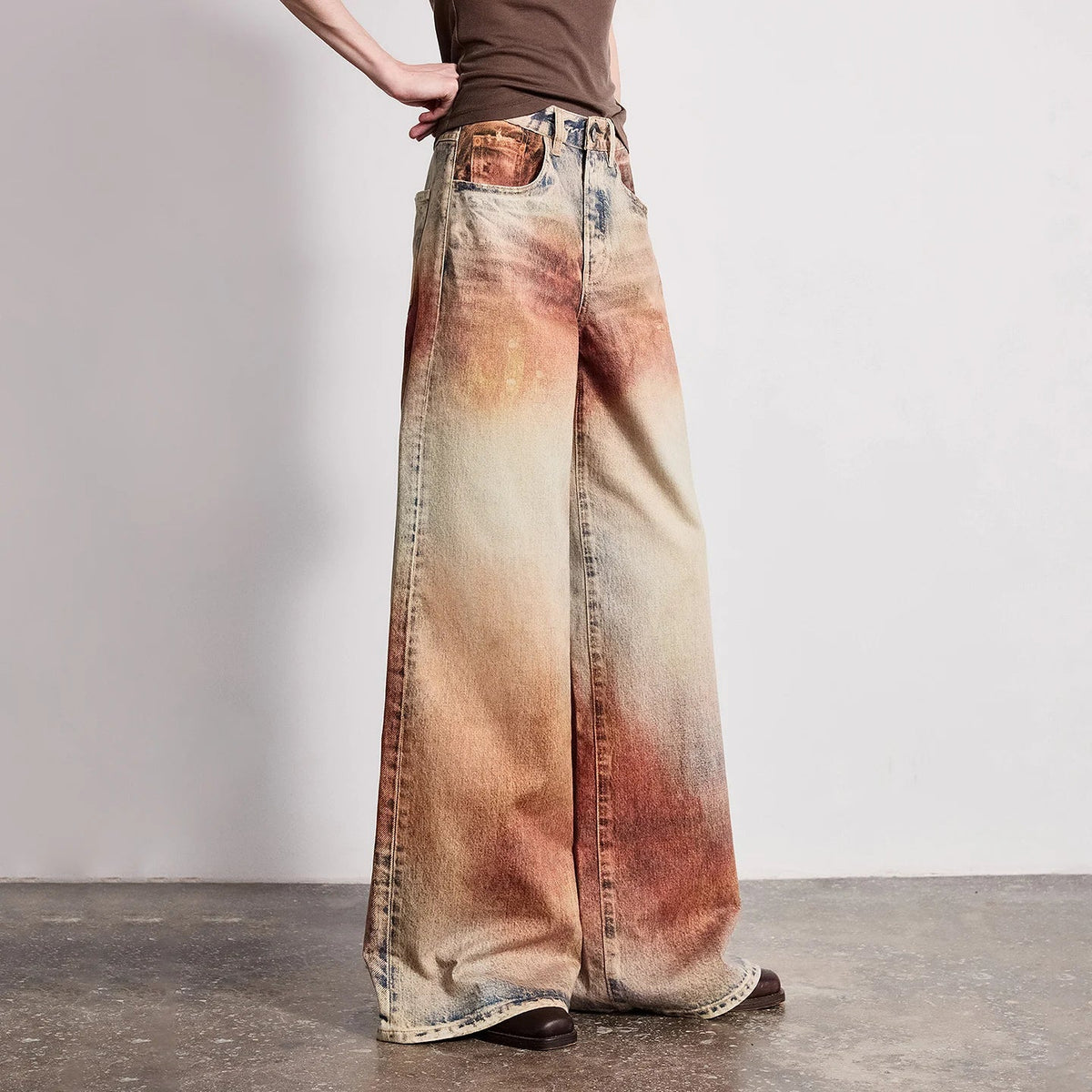 Wasteland Style Y2K Mid Waist Baggy Printed Jeans — vista posteriore