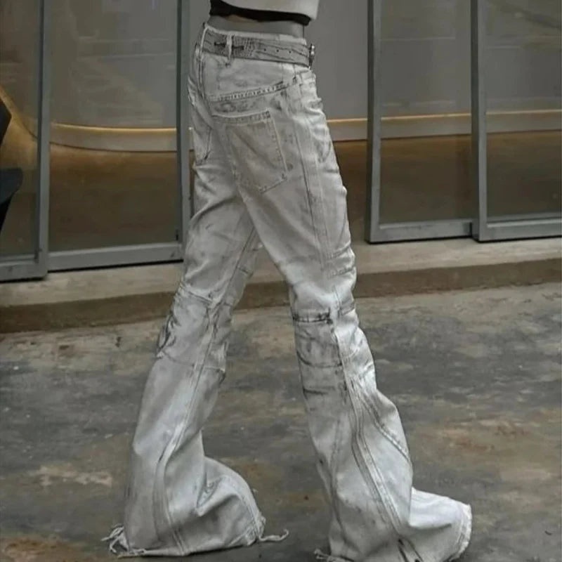 White Y2K Street Style Tie Dye Flared Jeans — vista posteriore