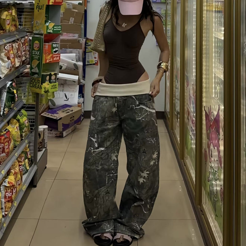 Y2 Retro Camouflage Low Rise Bootcut Jeans — vista posteriore