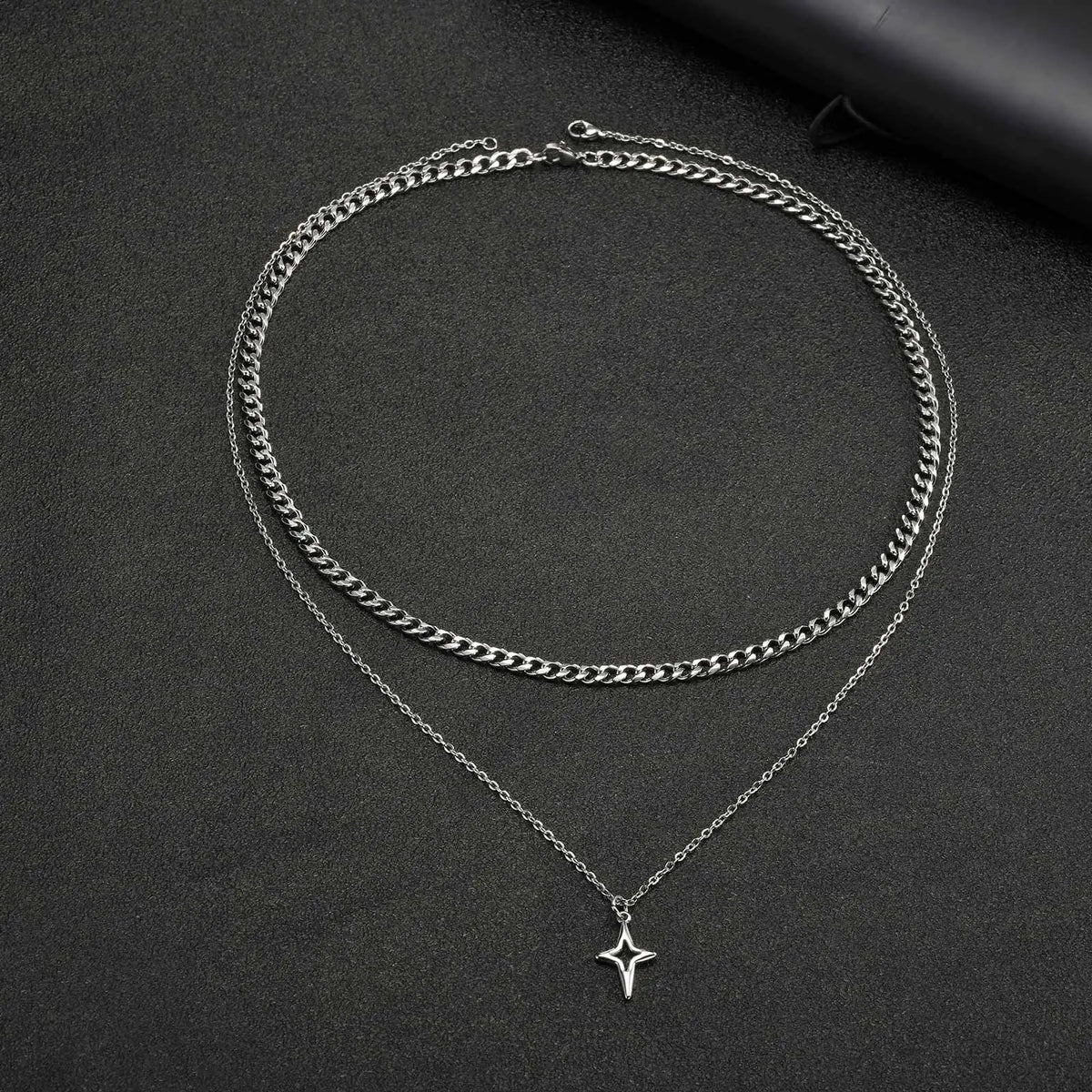 2 Piece Layered Star And Cuban Necklace Chain — dettaglio della stampa