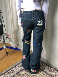 22 Tour Team Graphic Cargo Boot Cut Jeans — dettaglio della stampa
