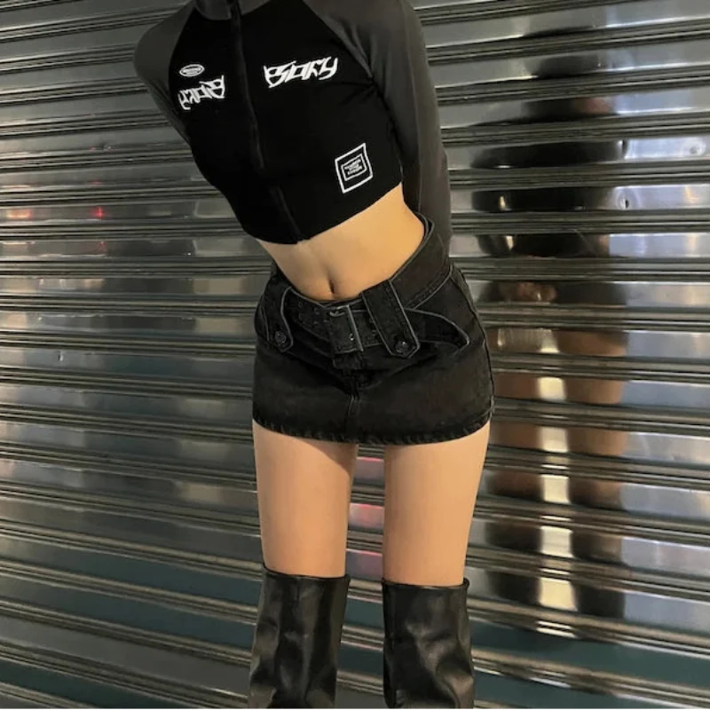 Acubi Denim Dark Mini Skirt — vista posteriore