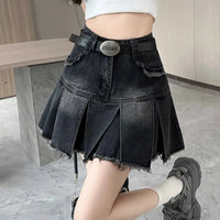 Aesthetic Mini Pleated Denim Skirt — dettaglio