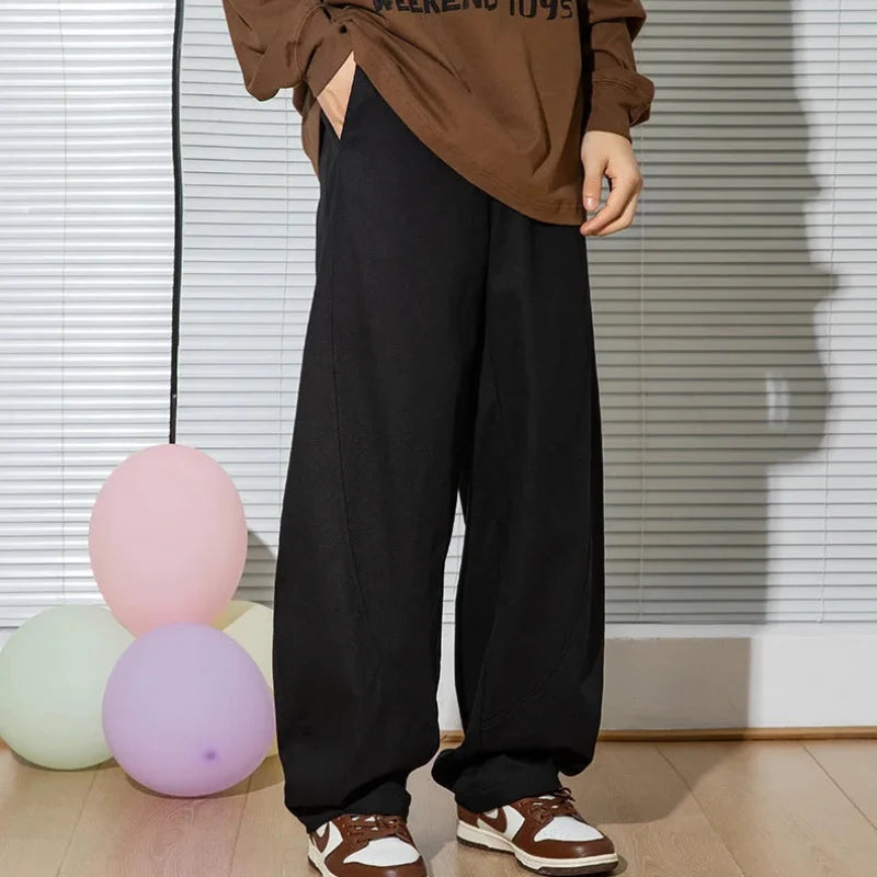 Arc Shaped Baggy Trousers — dettaglio