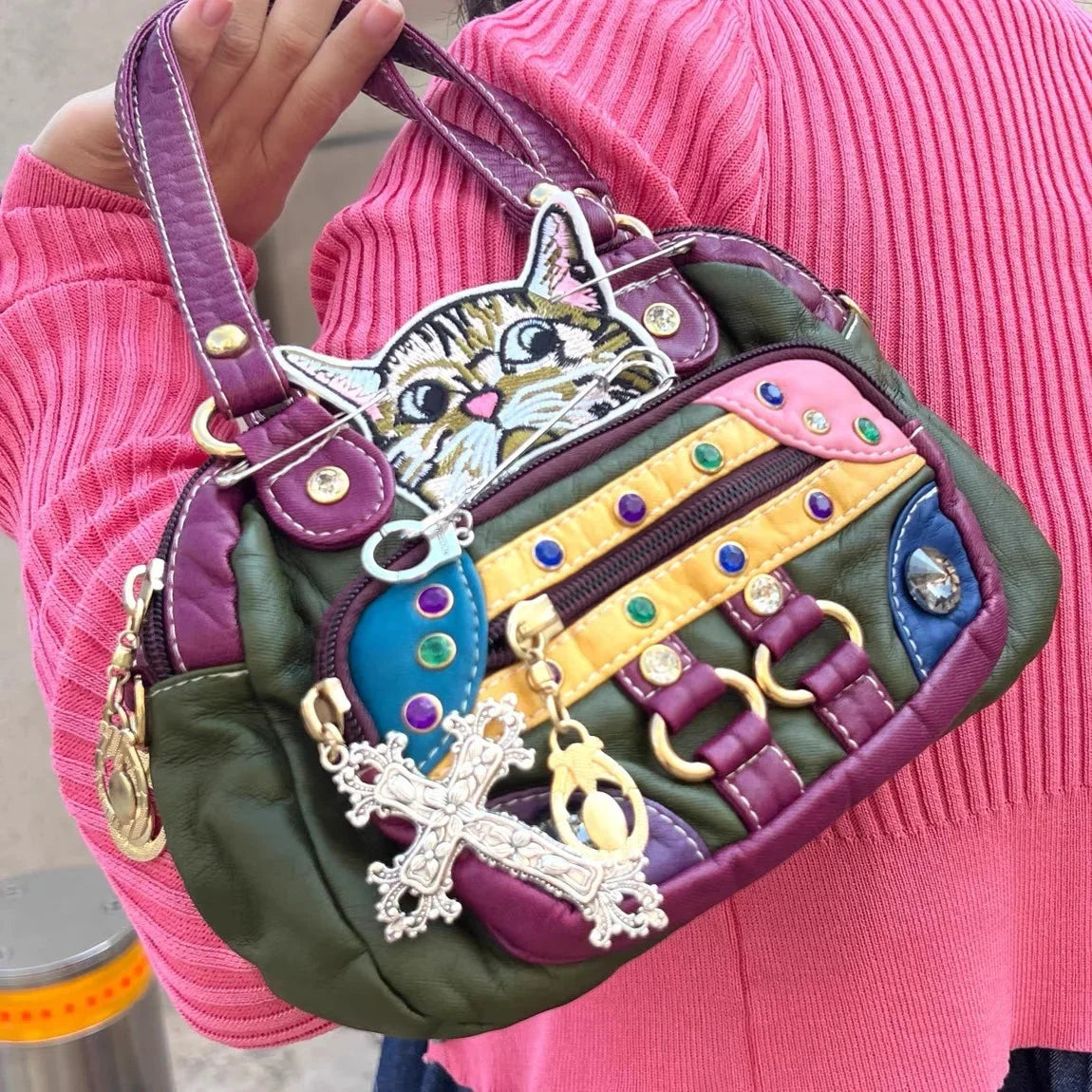 Babes Cat Leather Handbag — in alternativa