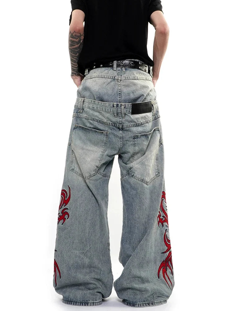 Baggy Barrel Mock Two Piece Embroidered Jeans — dettaglio della stampa