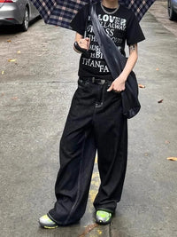 Baggy Black Embroidered Jeans — dettaglio della stampa