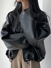 Baggy Black Leather Jacket — dettaglio del tessuto