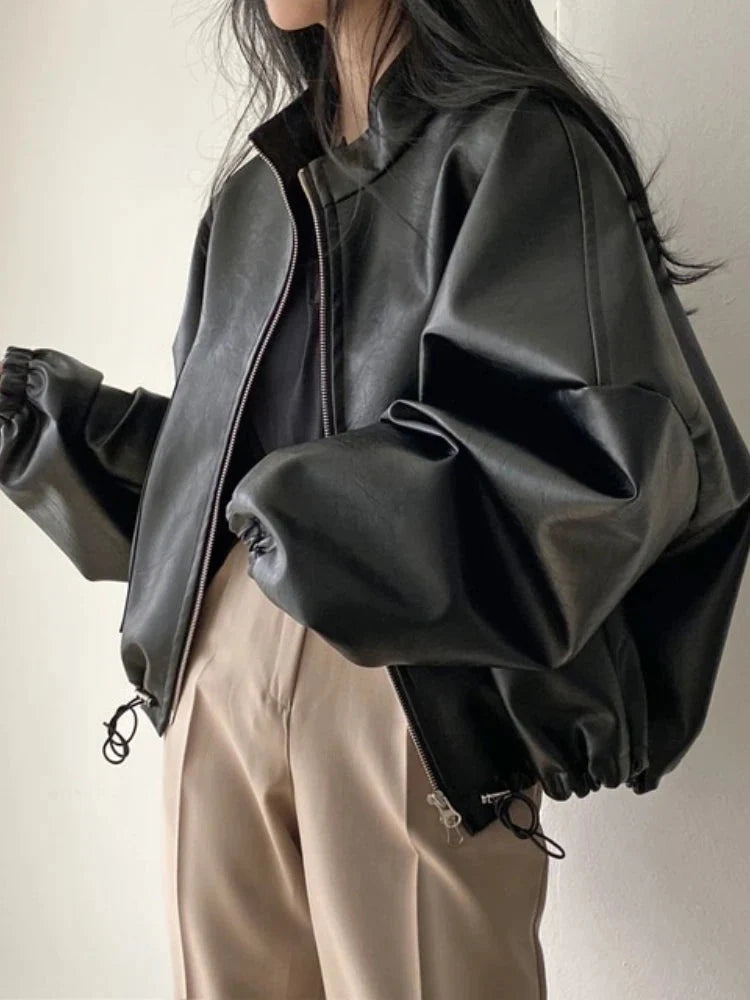 Baggy Black Leather Jacket — dettaglio