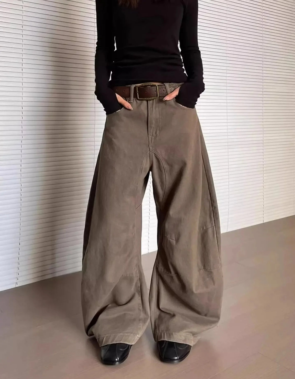 Baggy Casual Washed Barrel Jeans — vista posteriore