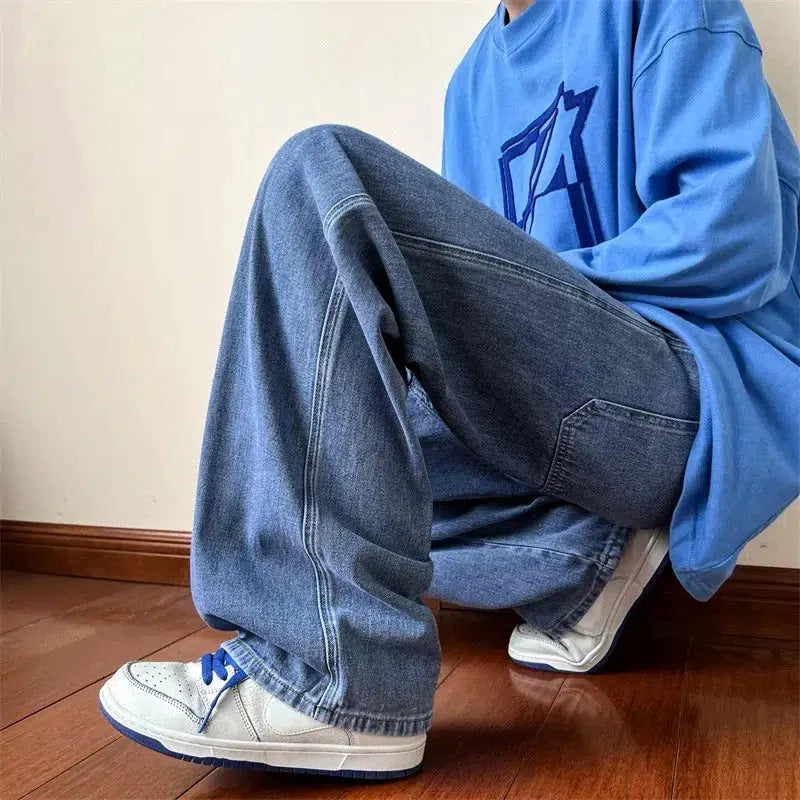 Baggy Washed Straight Leg Jeans — dettaglio