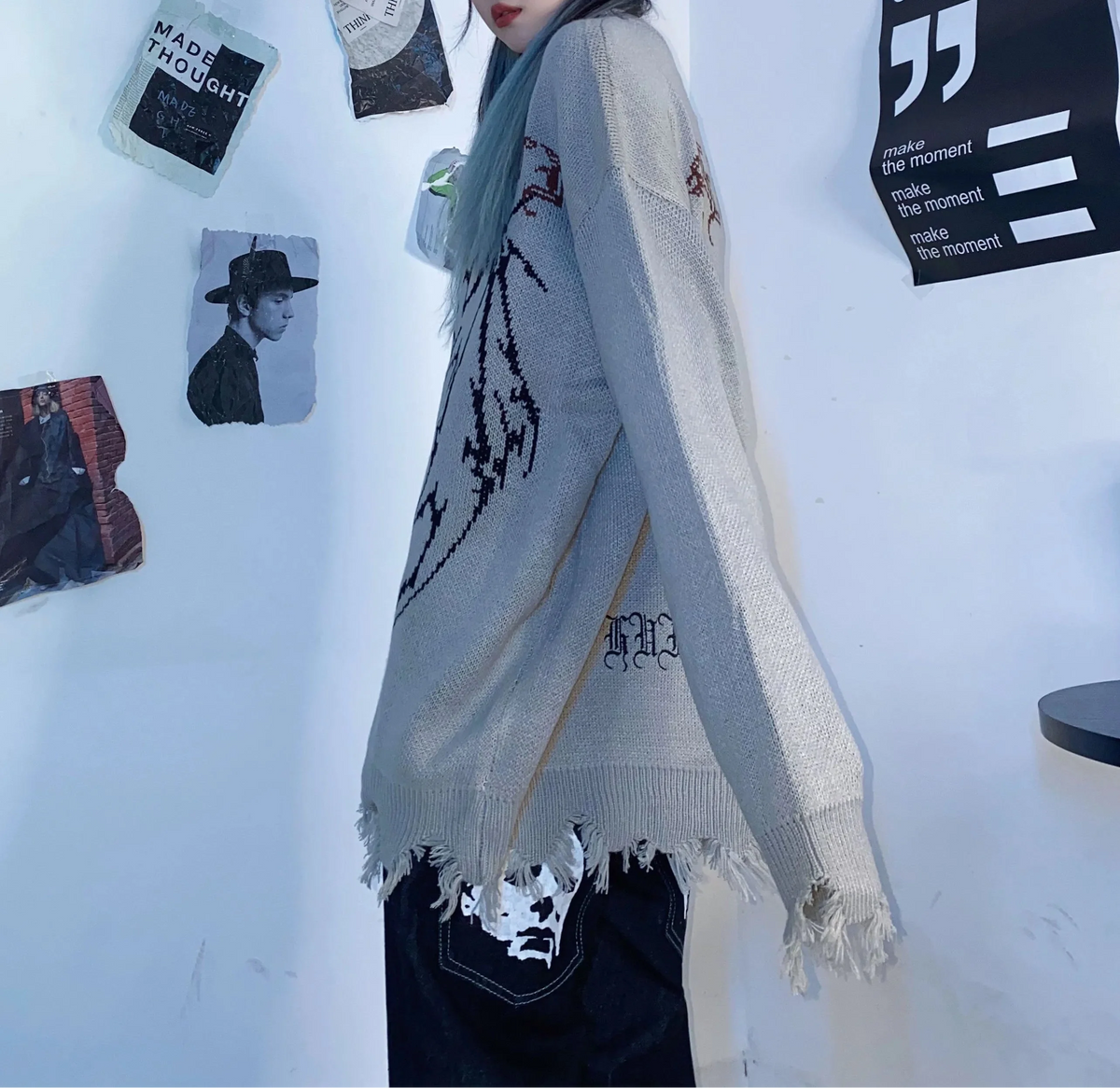 Bat Skeleton Graphic Knitted Sweater — in alternativa