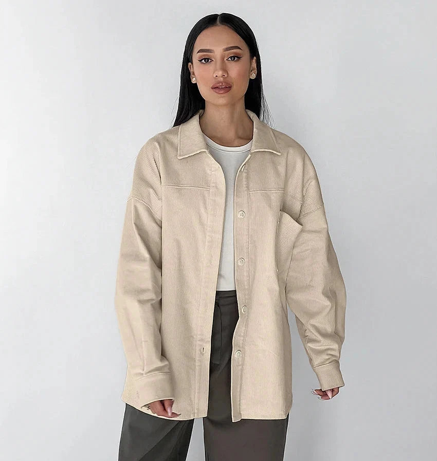 Beige Oversized Long Sleeve Button Up Shirt — vista posteriore