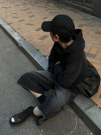 Black Baggy Denim Jean Shorts Jorts — vista posteriore