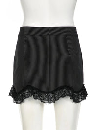 Black Striped Lace Frill Mini Skirt — in alternativa