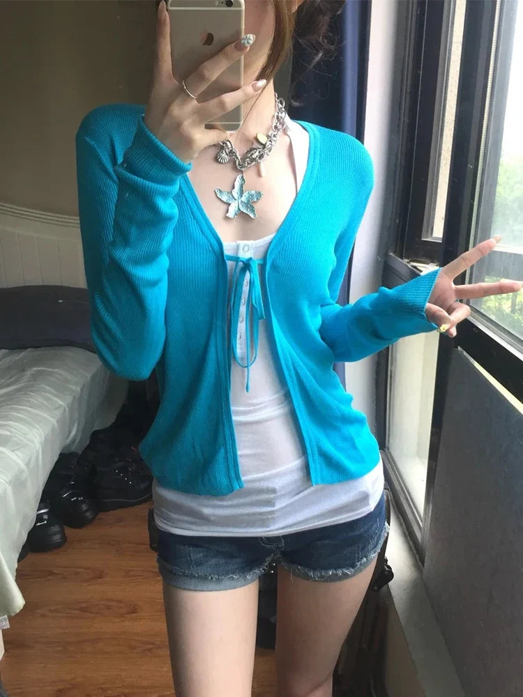 Blue Lace Up Long Sleeve Cardigan — dettaglio della stampa