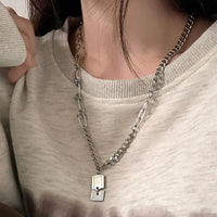 Broken Pendant Chain Necklace — in alternativa