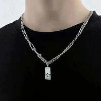 Broken Pendant Chain Necklace — vista frontale