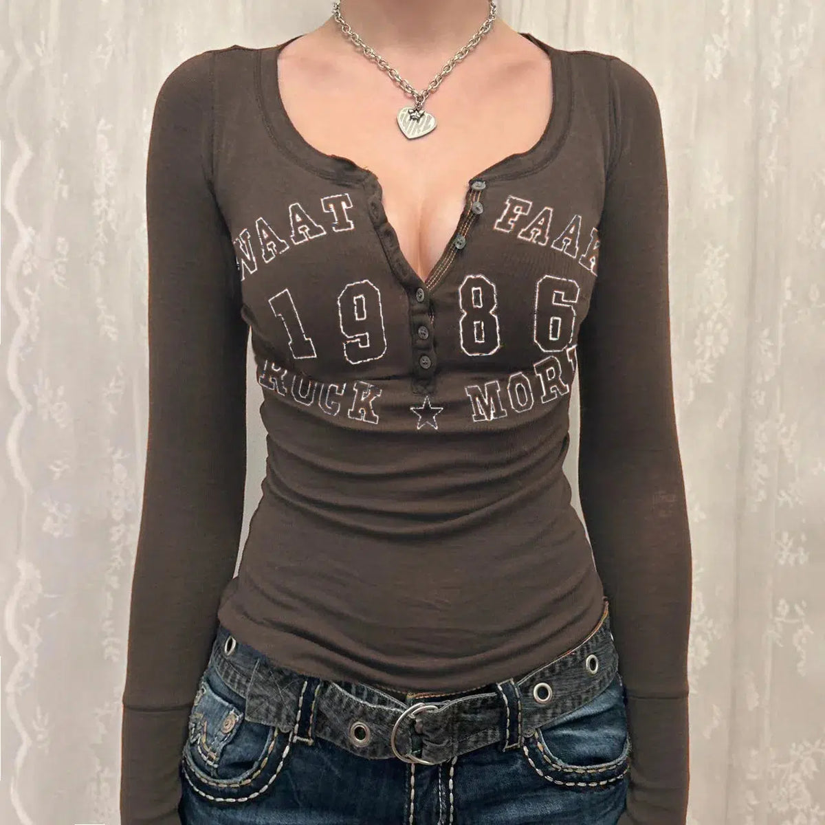 Button Up Long Sleeve Cute Top — dettaglio del tessuto