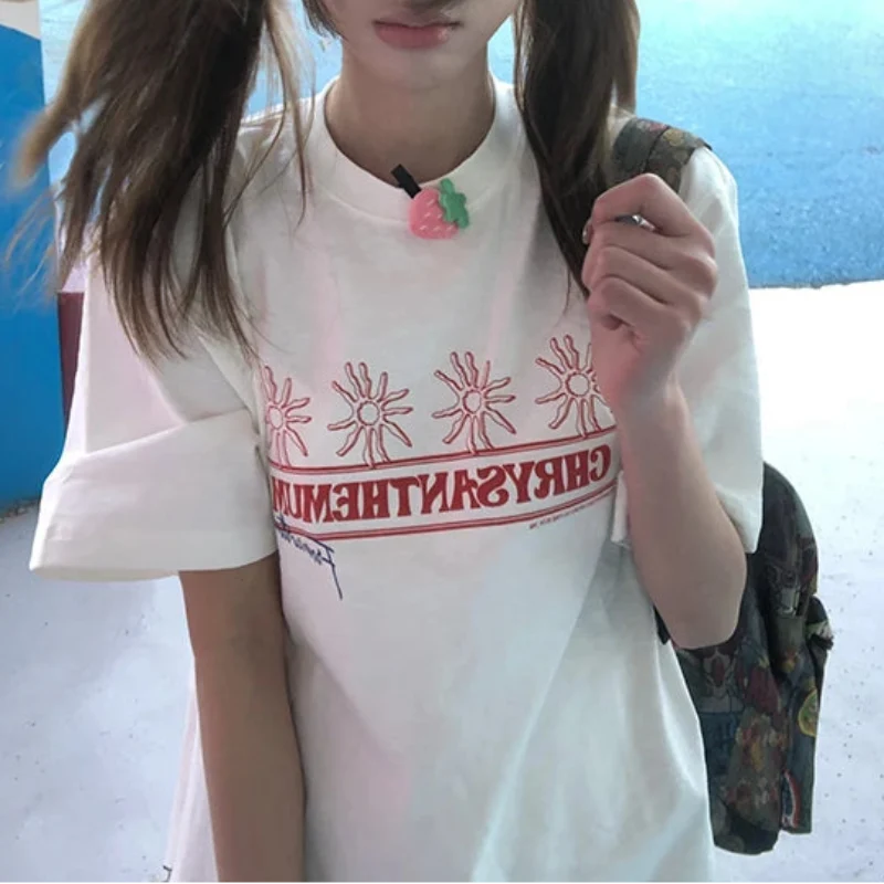 "CHRYSANTHEMUM" Graphic T Shirt — dettaglio