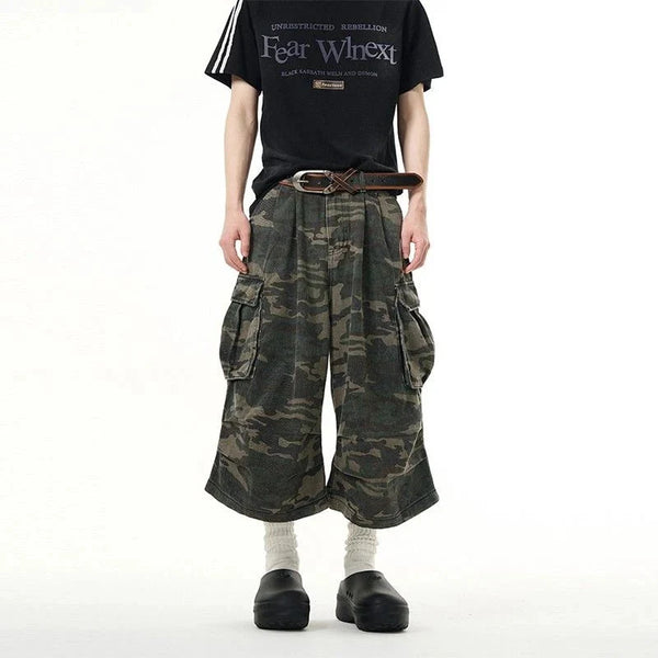 Camo Cargo Long Jorts Shorts — vista frontale