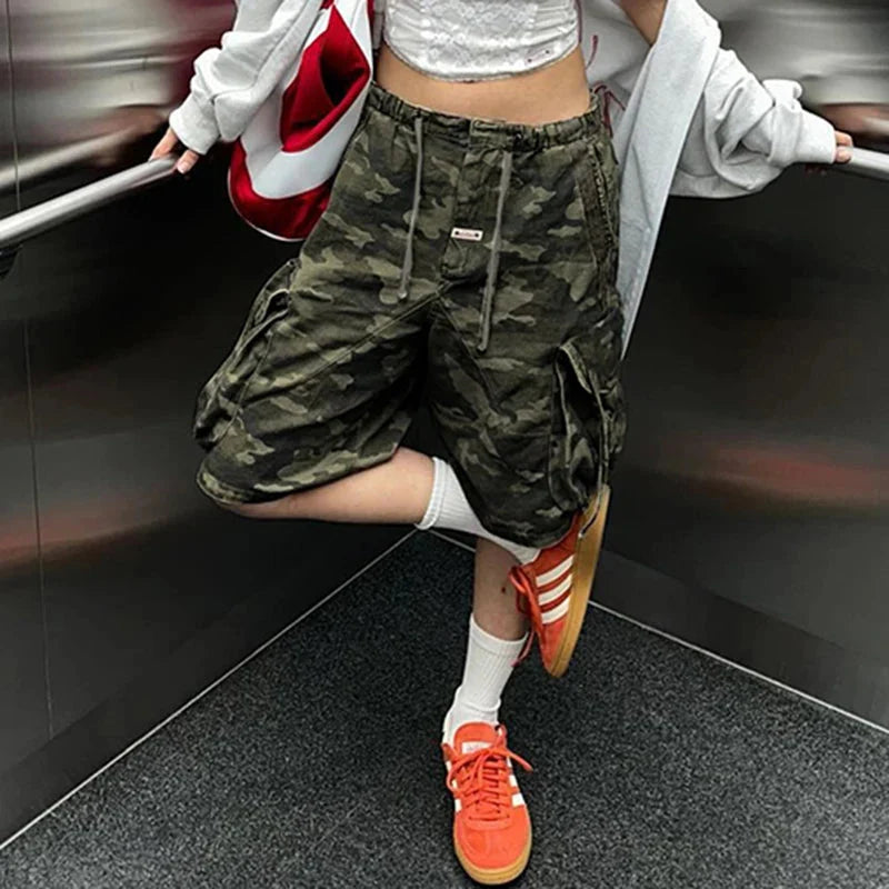 Camouflage Cargo Jorts — dettaglio della stampa