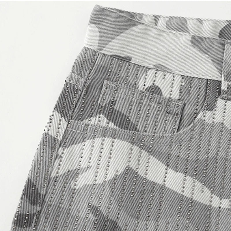 Camouflage Rhinestone Baggy Shorts Jorts — in alternativa
