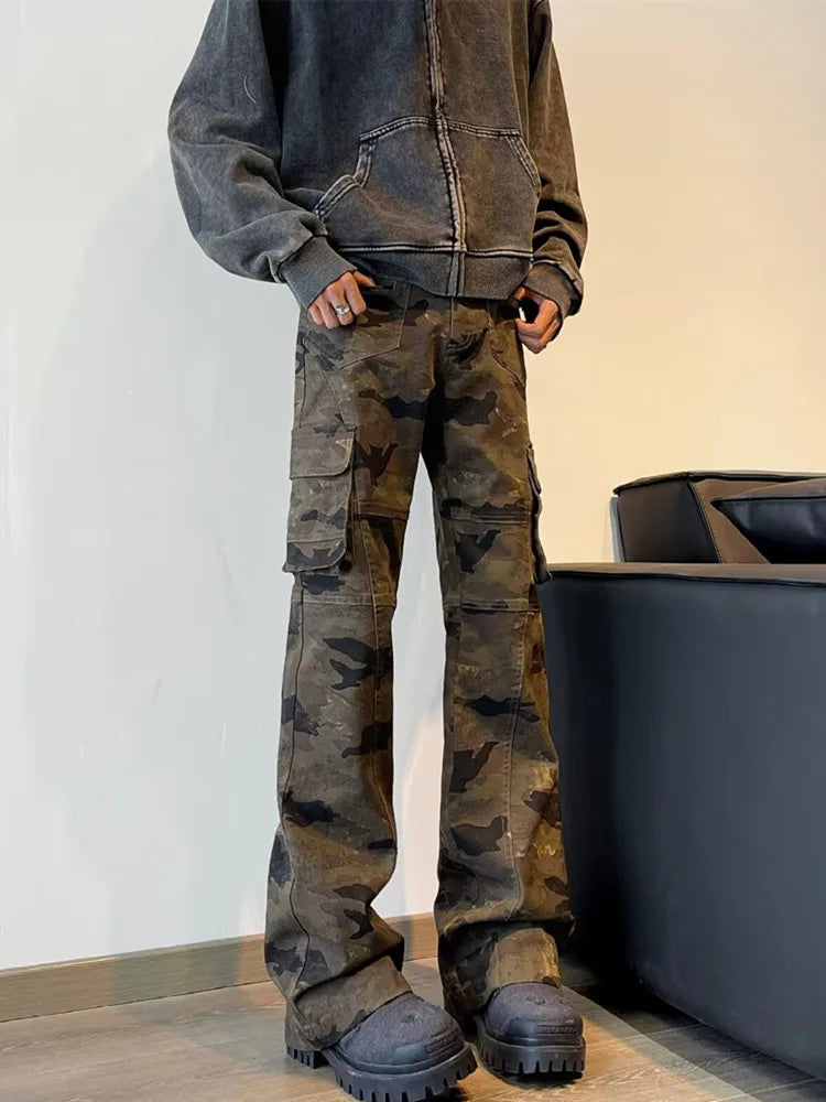 Cargo Camouflage Boot Cut Jeans — dettaglio della stampa