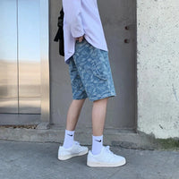 Light Washed faded Denim Shorts Jorts — vista posteriore