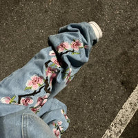 Cherry Blossom Embroidered Baggy Jeans — vista posteriore