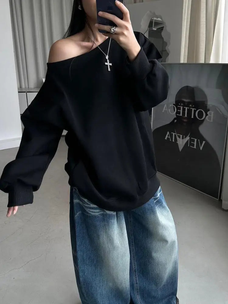Chic Off Shoulder Long Sleeve Top — in alternativa