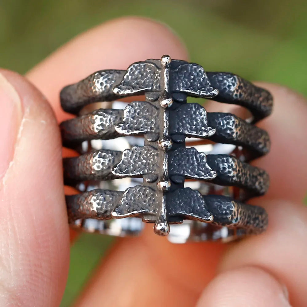 Chunky Chest Row Ring — in alternativa