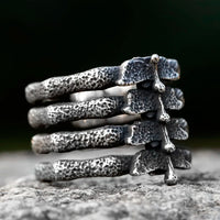 Chunky Chest Row Ring — vista laterale