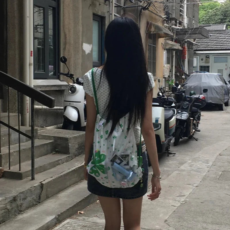 Coconut Polka Dot Graphic T Shirt — in alternativa