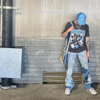 Crisis Skulls Graphic T Shirt — vista laterale