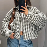 Cropped Plaid Womens Jacket Coat — vista posteriore