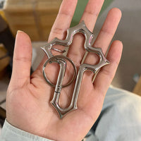 Cross Carabiner Keychain — vista frontale