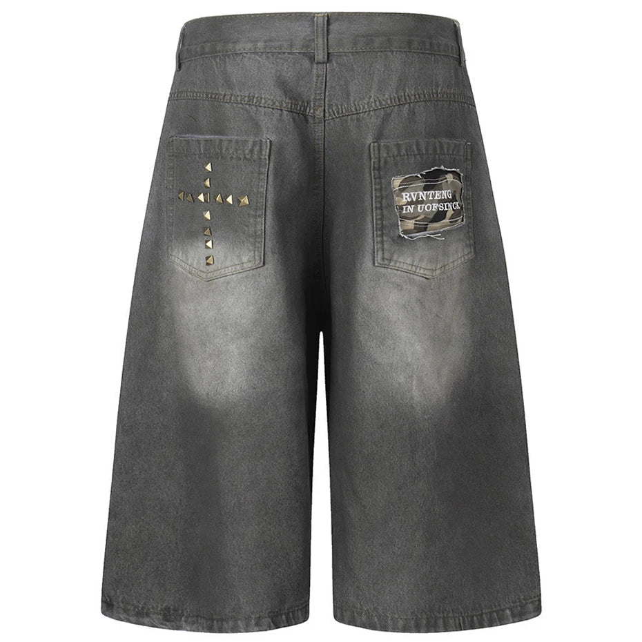 Cross Rivet Denim Shorts Jorts — dettaglio della stampa