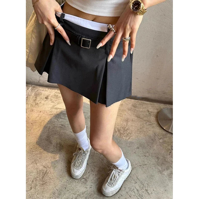 Cute Pleated Mini Skirt — vista frontale