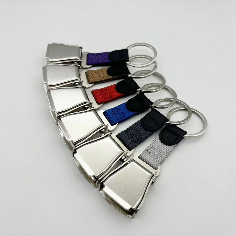 Detachable Mini Plane Safety Seatbelt Plane Belt Loop Keychain — vista completa