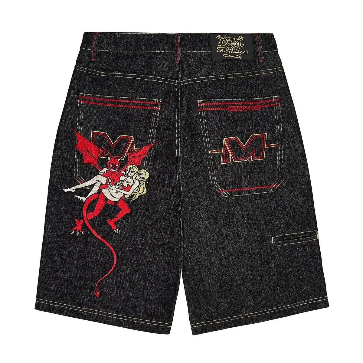 Devil's Work Graphic Jorts — in alternativa