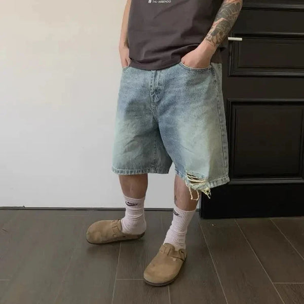 Distressed Design Cropped Jorts — vista frontale