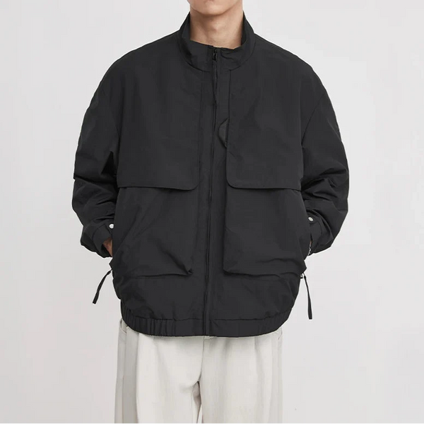 Double Pocket Stand Collar Cargo Windbreaker Jacket — vista frontale