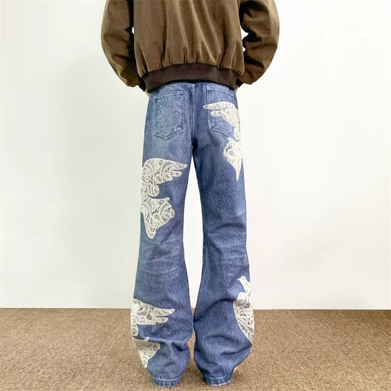 "Dove Of Peace" Embroidered Baggy Denim Jeans — dettaglio della stampa