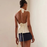 Elegant Ruched Halter Top — vista completa