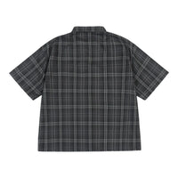 Embroidered Plaid Short Sleeve Button Up Flannel Shirt — dettaglio della stampa