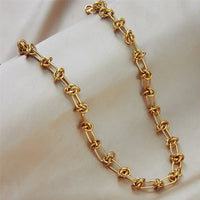 Entangled Lines Necklace — dettaglio