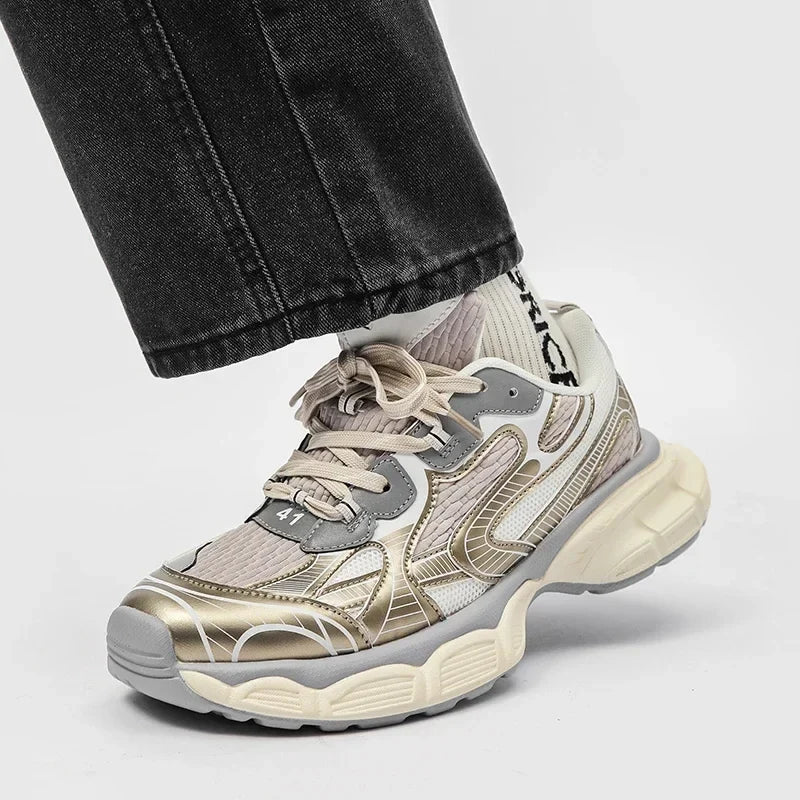 Essentials Mesh Trainers — dettaglio del tessuto